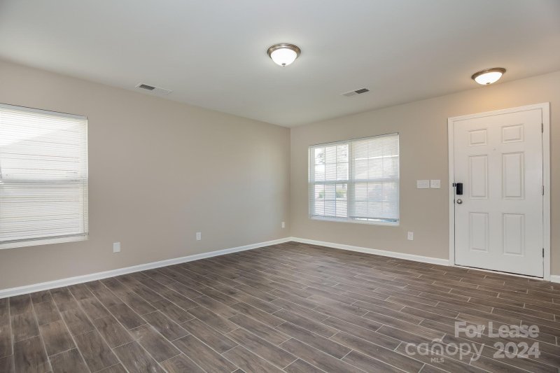 Property image 5 at 10311 Hugue Way, Charlotte, NC 28214