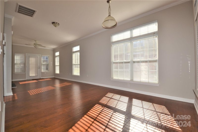 Property image 2 at 285 Davidson Gateway Drive, Davidson, NC 28036