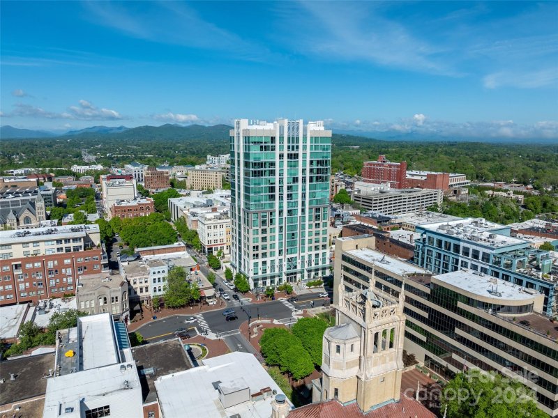 Property image 2 at 7 Patton Avenue, Asheville, NC 28806