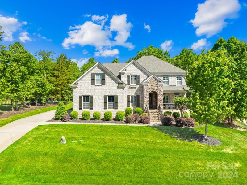 Property image 3 at 233 Walking Horse Trail, Davidson, NC 28036