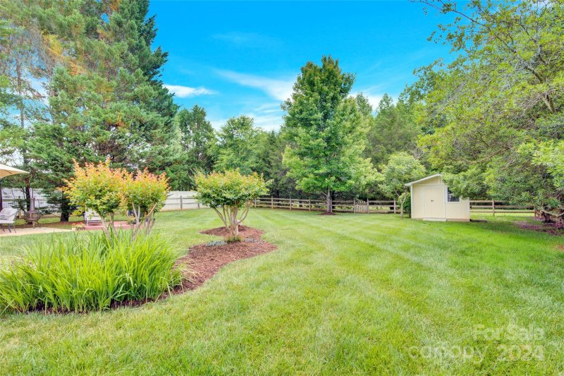 Property image 5 at 6107 Lowergate Drive, Waxhaw, NC 28173