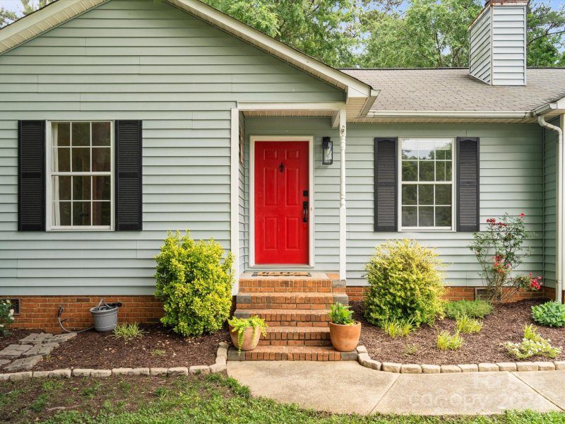 Property image 2 at 1726 Midbrook Drive, Rock Hill, SC 29732