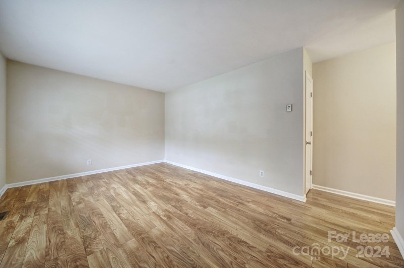 Property image 4 at 2524 Dora Drive, Charlotte, NC 28215