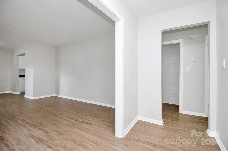 Property image 4 at 6607 Crab Orchard Court, Charlotte, NC 28212