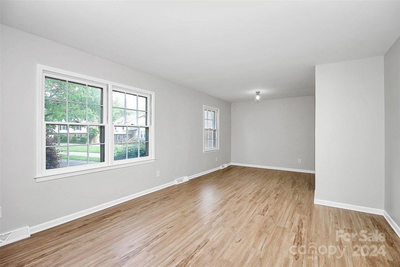 Property image 5 at 6607 Crab Orchard Court, Charlotte, NC 28212