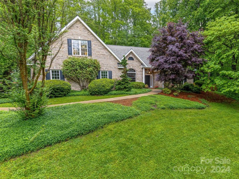 Property image 5 at 741 N Sunlight Ridge Court, Hendersonville, NC 28792