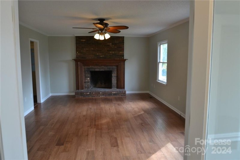 Property image 4 at 5440 Gunpowder Drive, Hickory, NC 28601