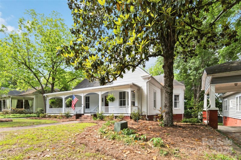 Property image 2 at 151 Nw Spring Street, Concord, NC 28025