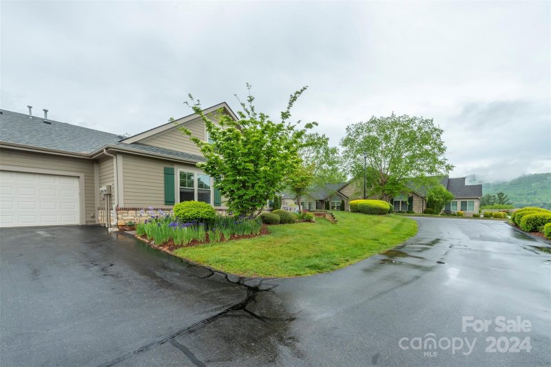 Property image 4 at 55 Outlook Circle, Swannanoa, NC 28778