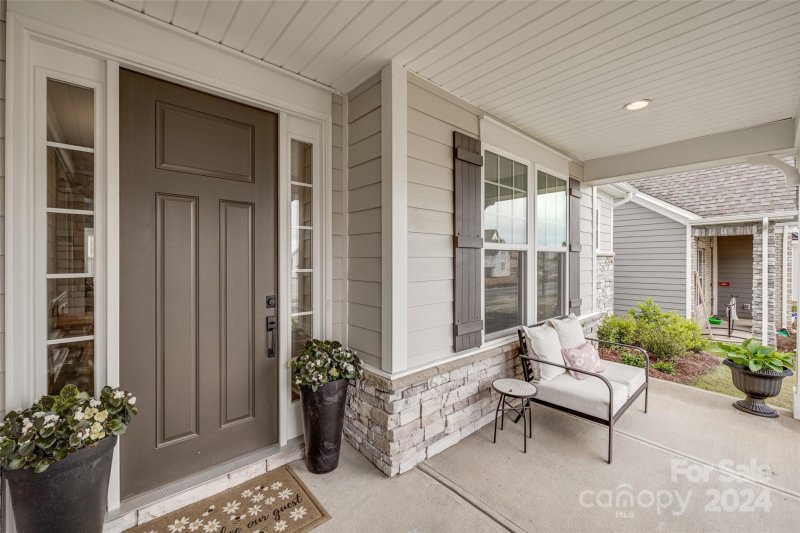 Property image 2 at 310 Waterlynn Road, Mooresville, NC 28117