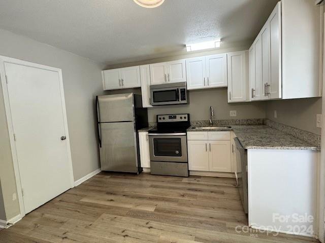 Property image 3 at 4626 Highlake Drive, Charlotte, NC 28215