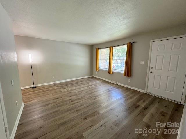 Property image 5 at 4626 Highlake Drive, Charlotte, NC 28215