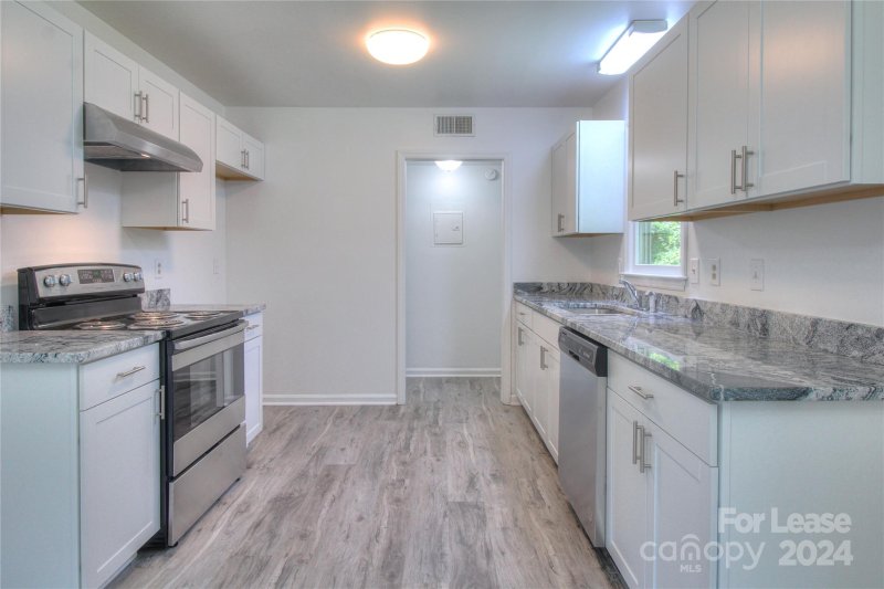 Property image 2 at 1015 Sharon Drive, Waxhaw, NC 28173