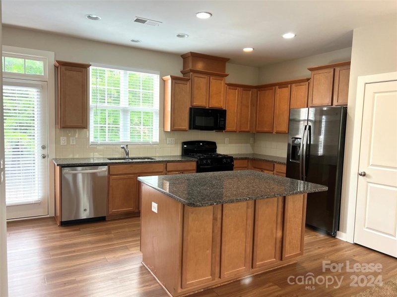 Property image 2 at 2317 Silver Crescent Drive, Charlotte, NC 28273