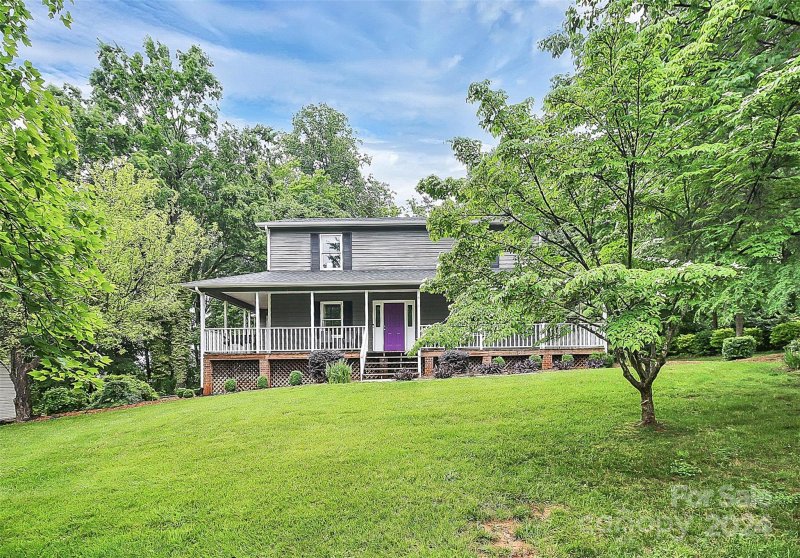 Property image 2 at 7212 Leaves Lane, Charlotte, NC 28213