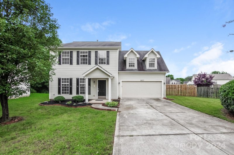 5607 Falls Ridge Lane