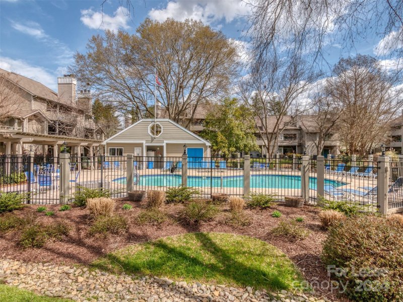 Property image 2 at 2522 Stradbrook Drive, Charlotte, NC 28210