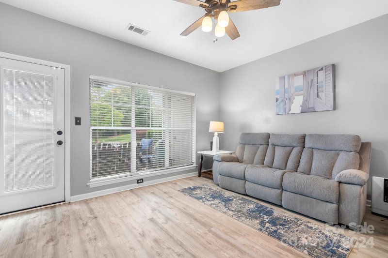 Property image 4 at 17447 Tuscany Lane, Cornelius, NC 28031