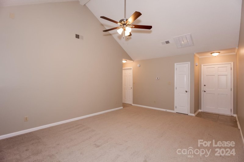 Property image 3 at 8500 Brookstead Drive, Charlotte, NC 28215