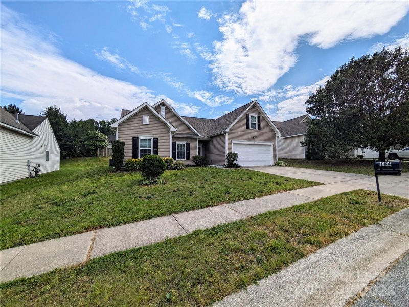 Property image 2 at 184 Mott Road, Mooresville, NC 28115