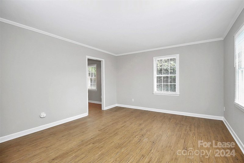 Property image 5 at 1001 Wimbledon Road, Charlotte, NC 28209