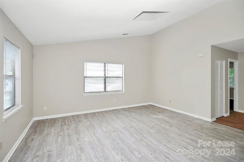 Property image 5 at 5414 Amado Street, Charlotte, NC 28215