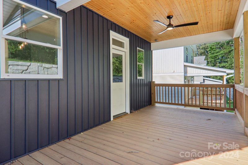 Property image 3 at 19 Escondido Drive, Asheville, NC 28806