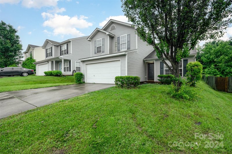 Property image 2 at 1209 Alston Hill Drive, Charlotte, NC 28214