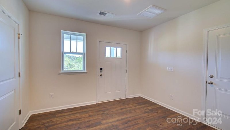 Property image 4 at 171 Marathon Lane, Candler, NC 28715