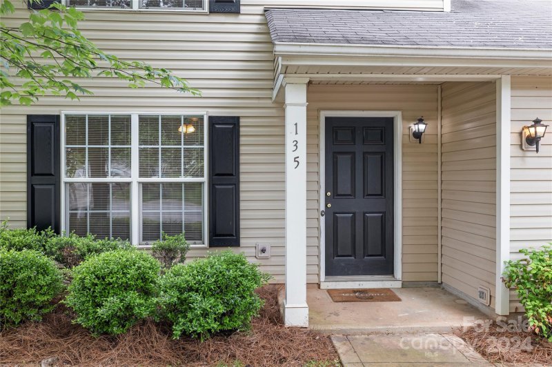 Property image 2 at 135 Cinebar Road, Mooresville, NC 28115