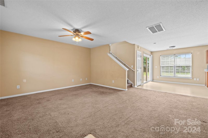 Property image 4 at 135 Cinebar Road, Mooresville, NC 28115