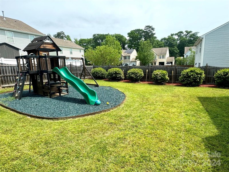 Property image 4 at 1144 Black Diamond Drive, Dallas, NC 28034