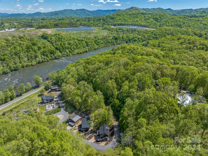 Property image 3 at 14 Tupelo Trail, Asheville, NC 28804