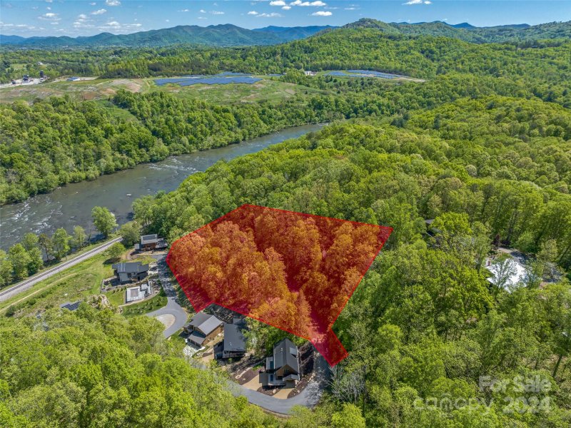 Property image 4 at 14 Tupelo Trail, Asheville, NC 28804