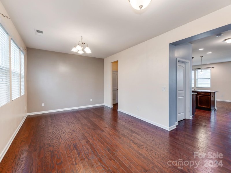 Property image 5 at 7802 Meridale Forest Drive, Charlotte, NC 28269