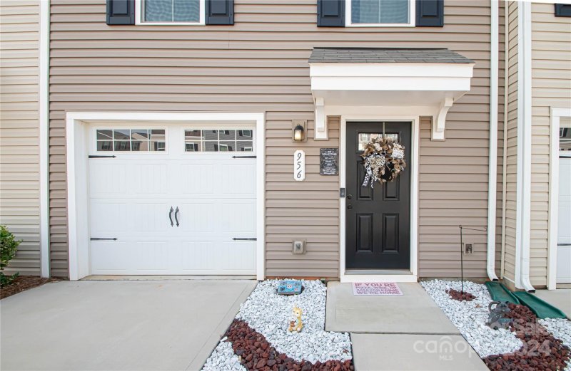 Property image 2 at 956 Taybyn Road, Fort Mill, SC 29715