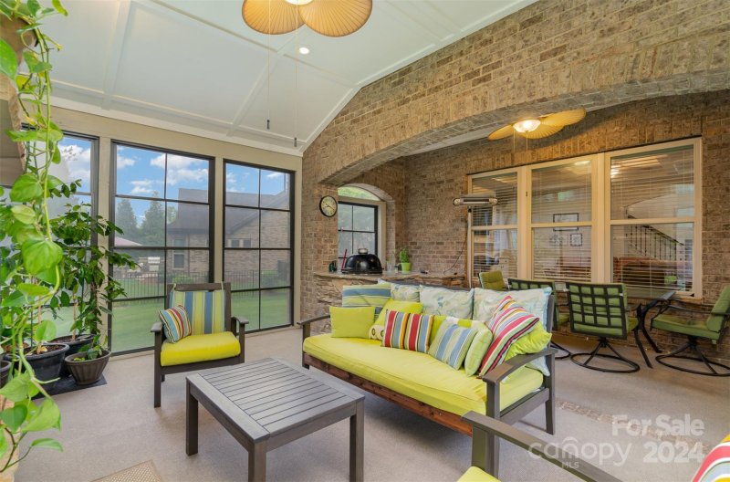 Property image 4 at 9052 Mossy Hill Lane, Fort Mill, SC 29707