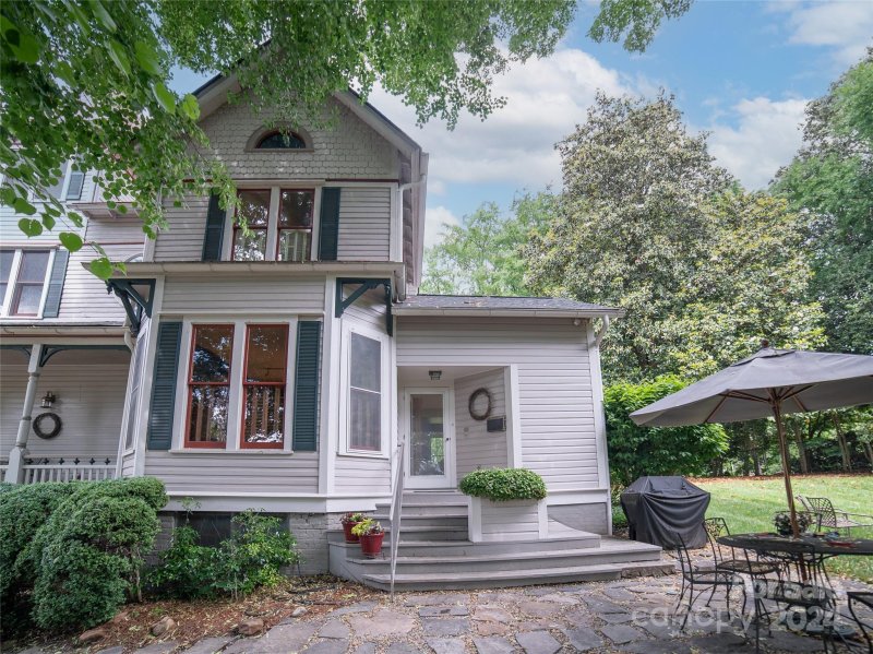 Property image 4 at 213 Riverside Drive, Morganton, NC 28655