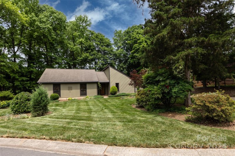 Property image 4 at 1332 Rock Point Road, Charlotte, NC 28270