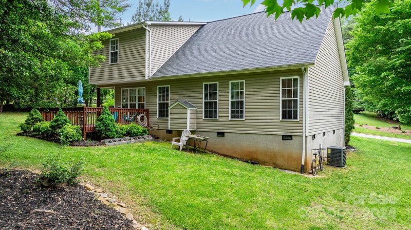 Property image 4 at 135 Forest Glen Way, Morganton, NC 28655