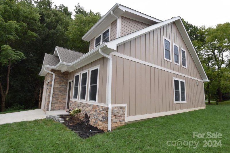 Property image 3 at 1 Jennlynn Drive, Arden, NC 28704