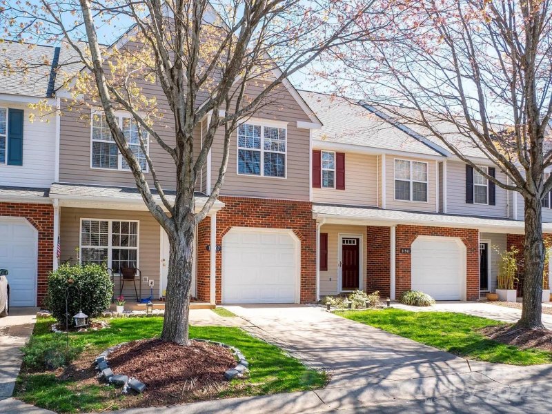 Property image 2 at 11907 Maria Ester Court, Charlotte, NC 28277
