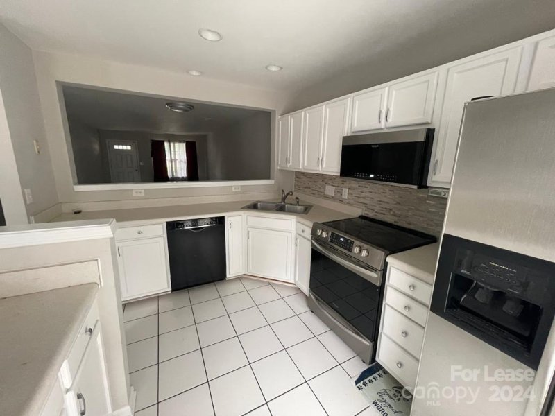 Property image 3 at 11907 Maria Ester Court, Charlotte, NC 28277