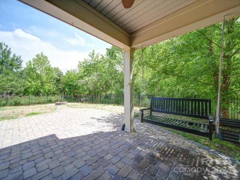 Property image 3 at 15202 Colonial Park Drive, Huntersville, NC 28078