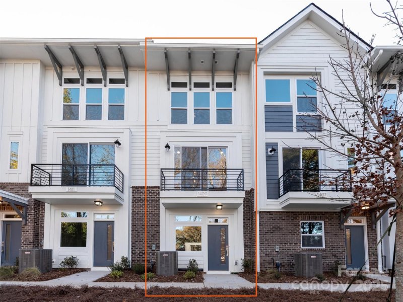 Property image 2 at 1409 Collier Walk Alley, Charlotte, NC 28205