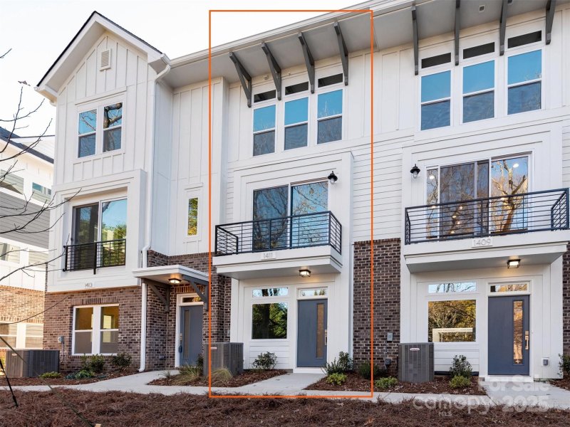 Property image 2 at 1411 Collier Walk Alley, Charlotte, NC 28205