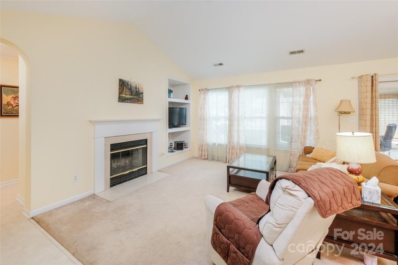 Property image 2 at 6306 Breitling Grove Place, Charlotte, NC 28212