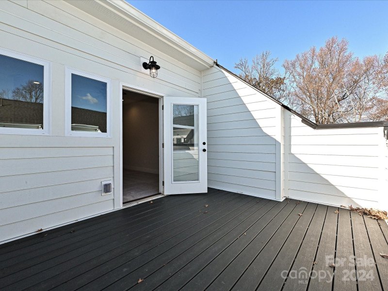 Property image 3 at 1215 E 34th Street, Charlotte, NC 28205