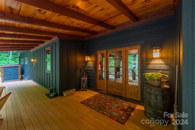 Property image 5 at 299 Independence Boulevard, Asheville, NC 28805