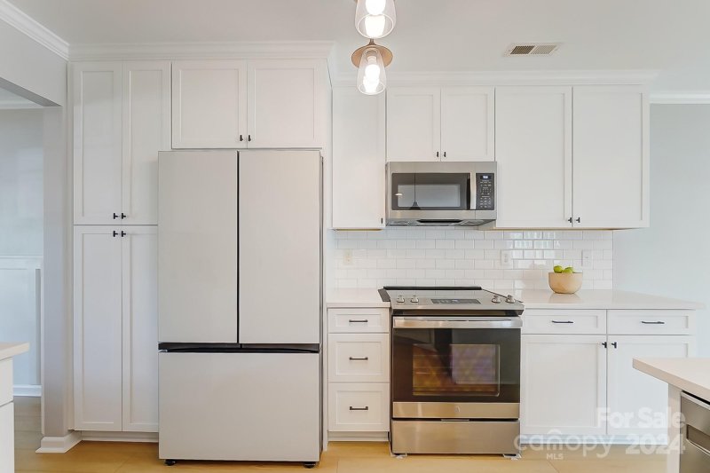 Property image 5 at 2123 Kenwood Terrace Drive, Matthews, NC 28105